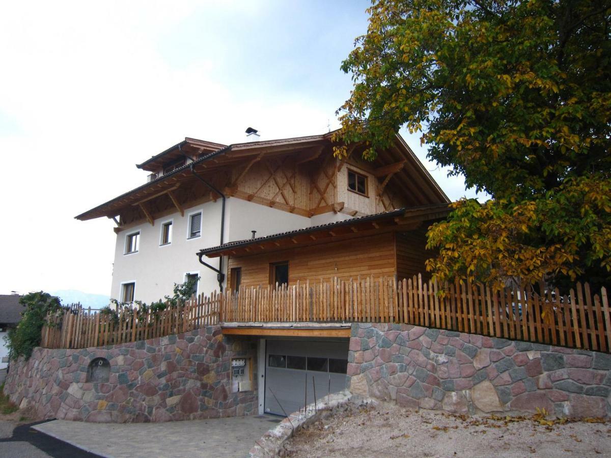 Schwabl Auf Der Ebene Apartment Meltina Exterior photo